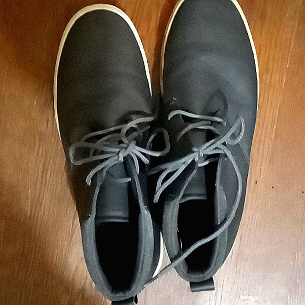 Perry ellis men's shoes, portfolio, leather.